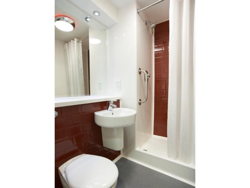 Travelodge Paignton Seafront Εξωτερικό φωτογραφία